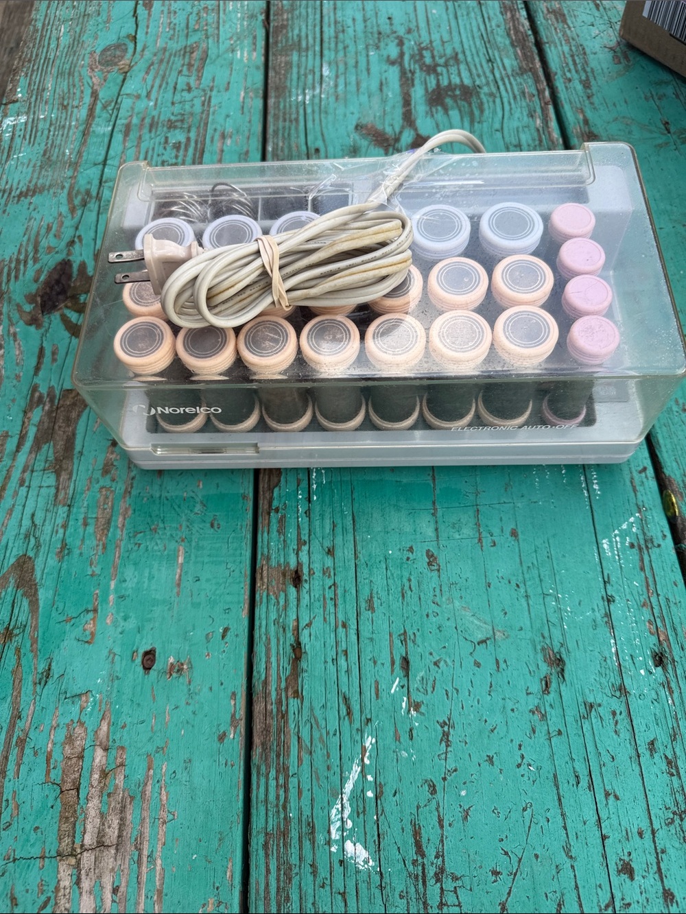 Norelco Electric Hot Roller Set — Cream and Pink